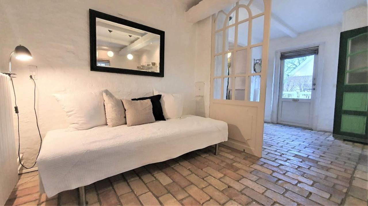 Store Ejlstrup Bed & Breakfast Odense Dış mekan fotoğraf