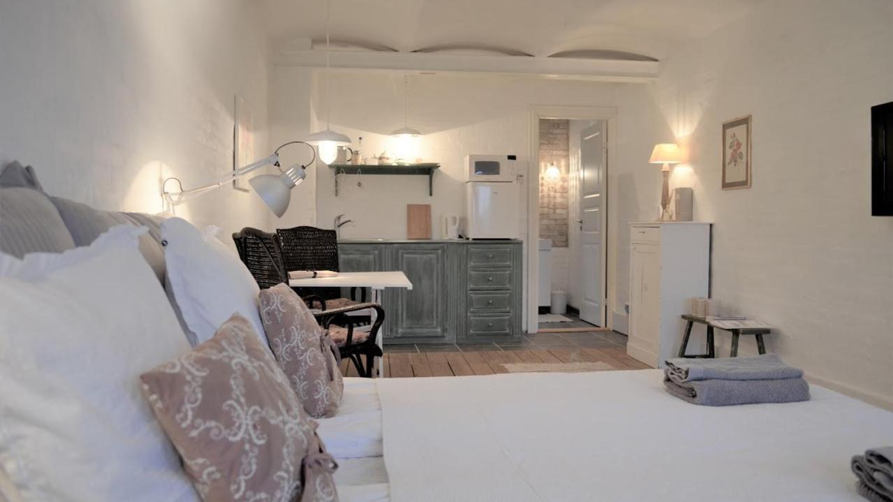 Store Ejlstrup Bed & Breakfast Odense Dış mekan fotoğraf