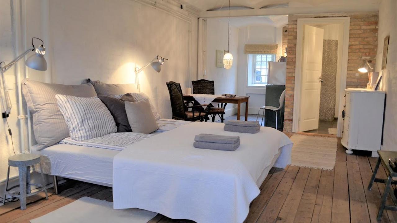 Store Ejlstrup Bed & Breakfast Odense Dış mekan fotoğraf