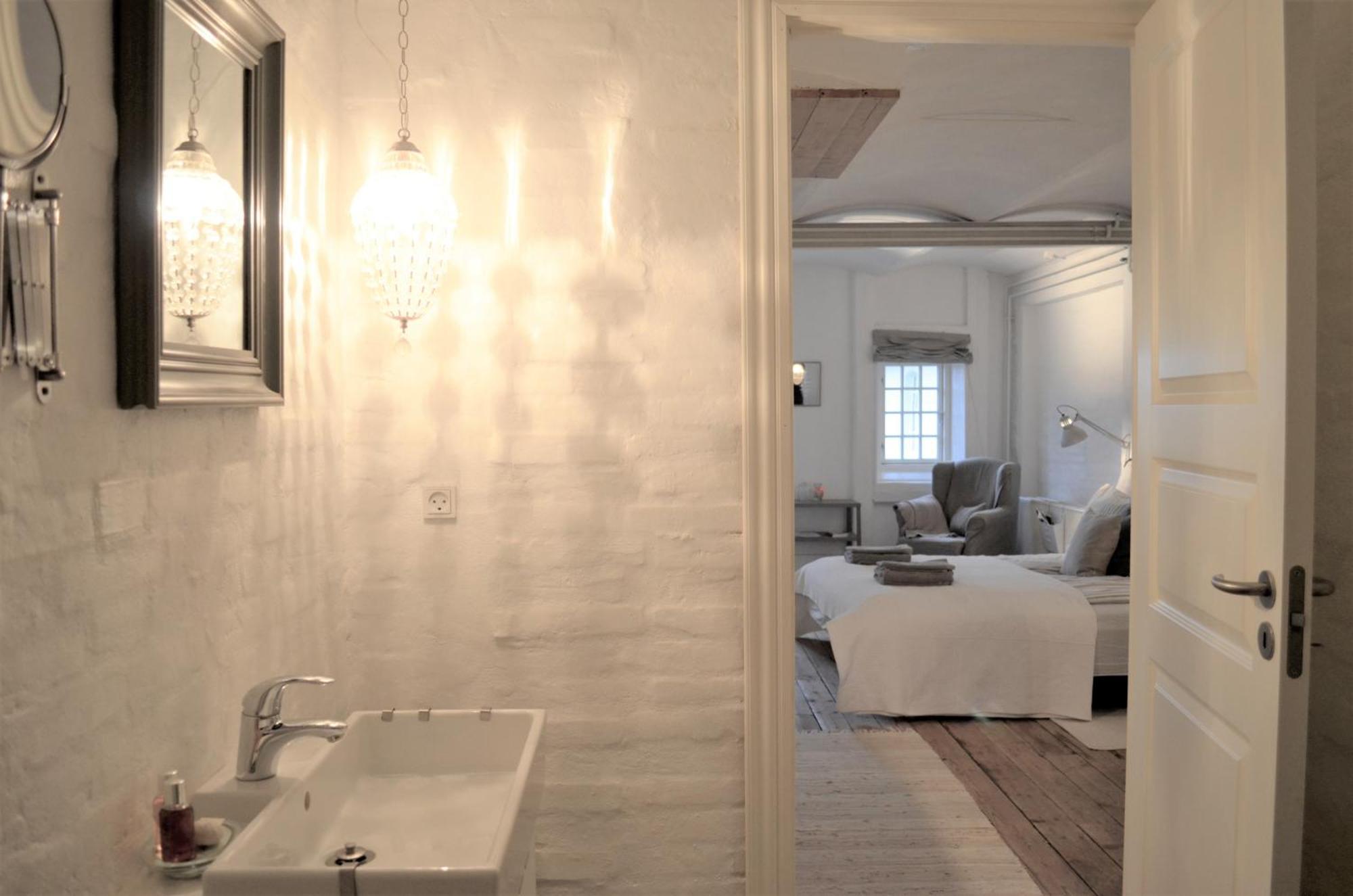 Store Ejlstrup Bed & Breakfast Odense Dış mekan fotoğraf